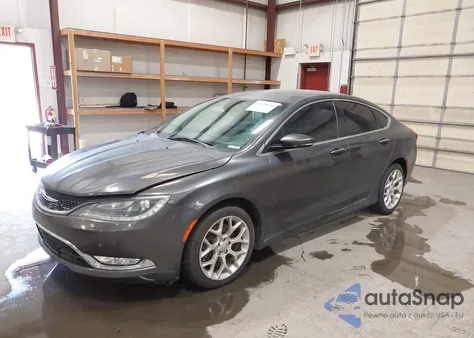 2015 Chrysler 200 C z USA, uszkodzony, nr VIN 1C3CCCEG1FN583352